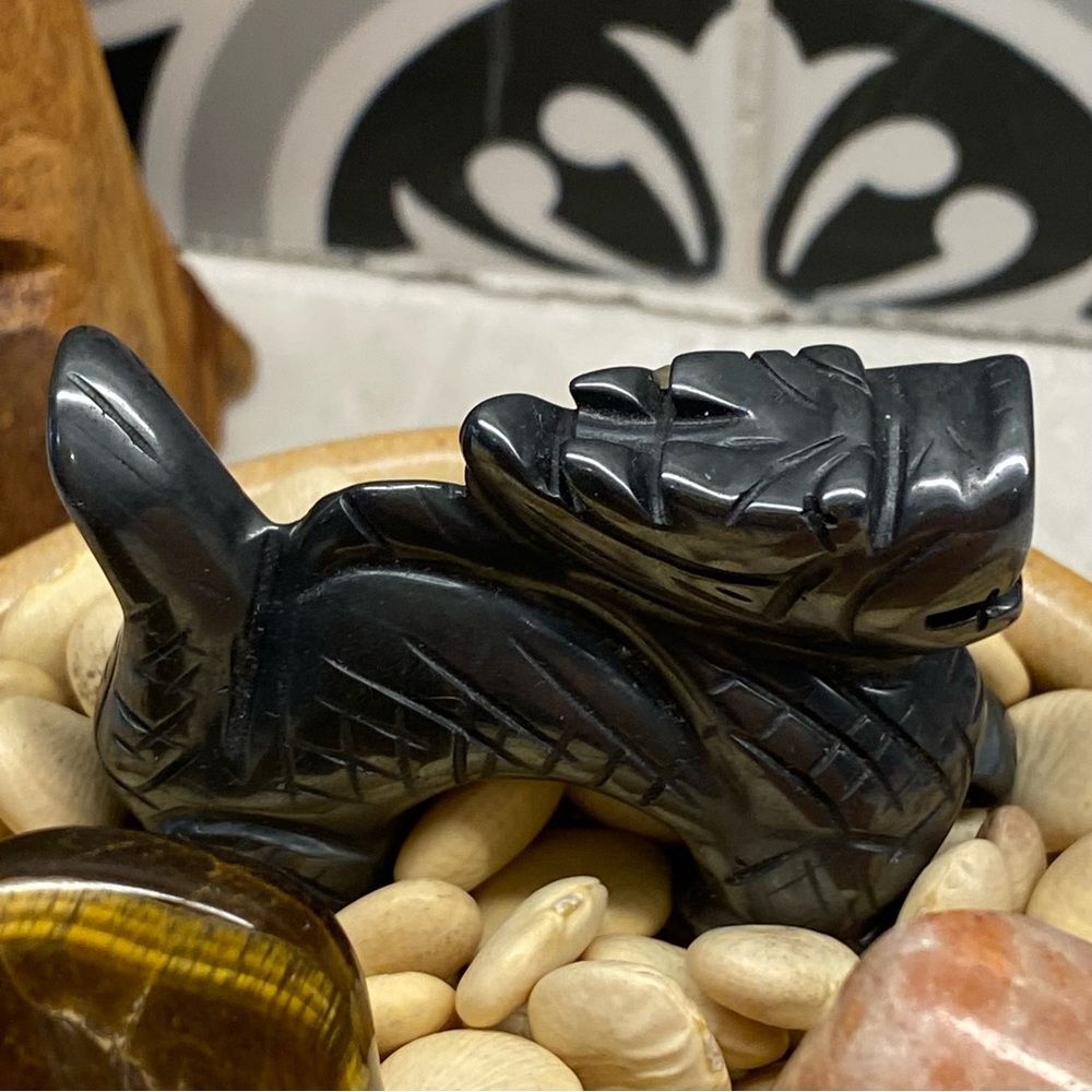 Hematite Dragon Tigers Eye Sunstone Gemstones Crystal Energy